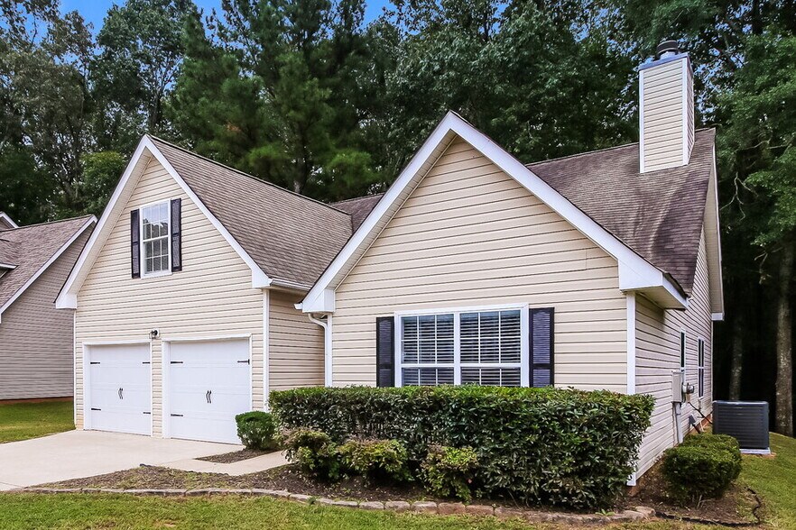 Building Photo - 230 Cinnamon Oak Cir