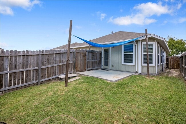 Building Photo - 3643 WL Breeding Dr