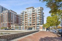Building Photo - 1400 Lancaster St