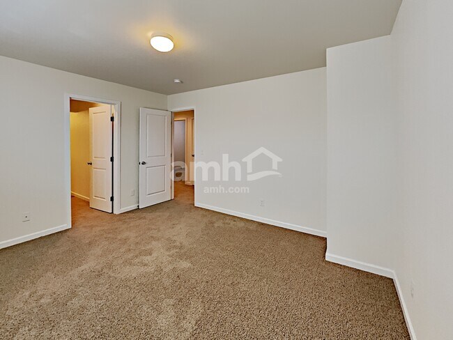 Building Photo - 1986 NW 22nd St