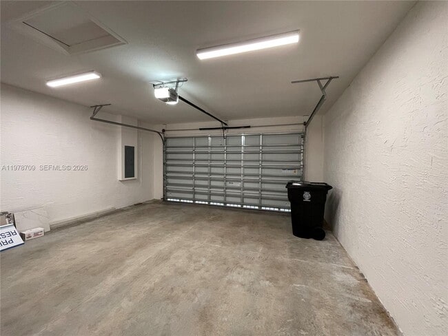 Building Photo - 10922 SW Meandering Mile Rd