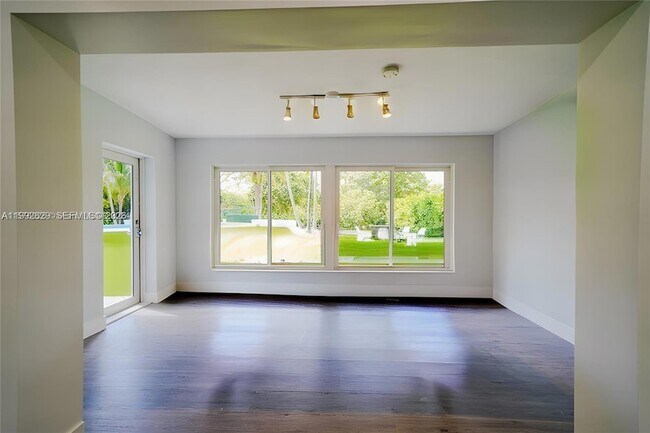 Building Photo - 8390 SW 64th St