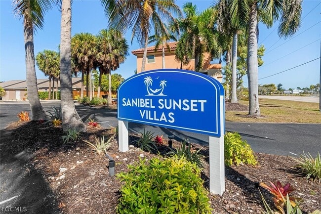 Building Photo - 16830 Sanibel Sunset Ct