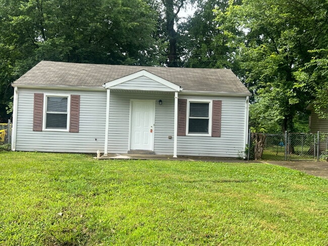 Building Photo - 222 Burch Rd