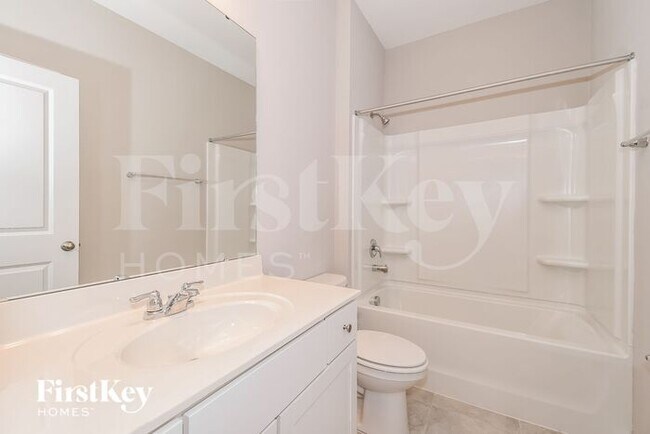 Building Photo - 75551 Canterwood Dr