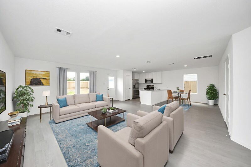 Building Photo - 13338 Rayhill Dr