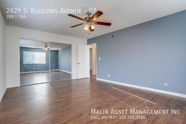 Building Photo - 2629 S Budlong Ave