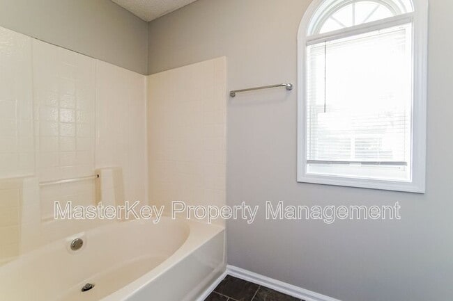 Building Photo - 2809 Leicester Ct