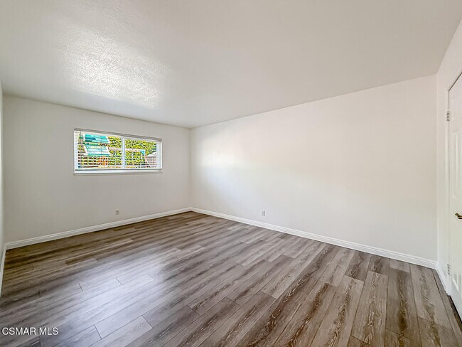 Building Photo - 2561 Heywood St