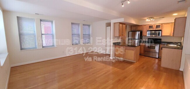 Building Photo - 5360 Pershing Ave