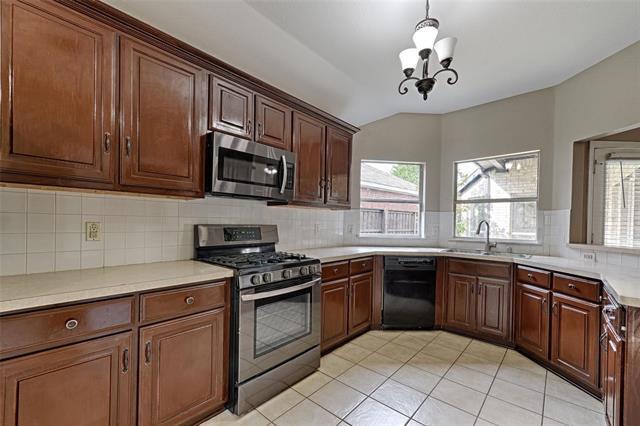 Building Photo - 3136 Delaford Dr