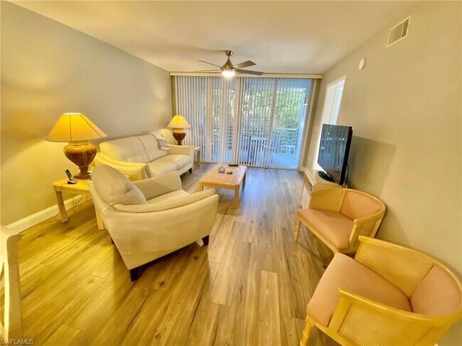 Building Photo - 290 Naples Cove Dr