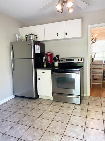 Building Photo - 1016 Edgewood Blvd