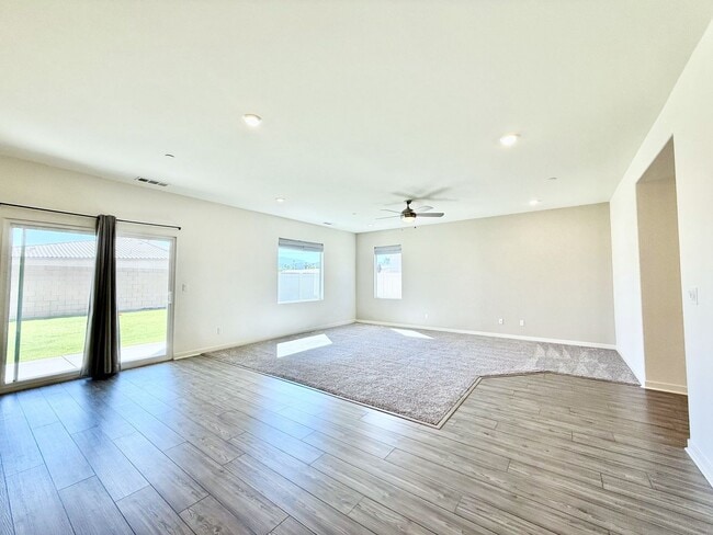 Building Photo - AVAILABLE NOW!! GORGEOUS NEW CONSTRUCTION! Two Story 4 Bedroom 2.5 Bathroom Home in Indio! ***MOV...