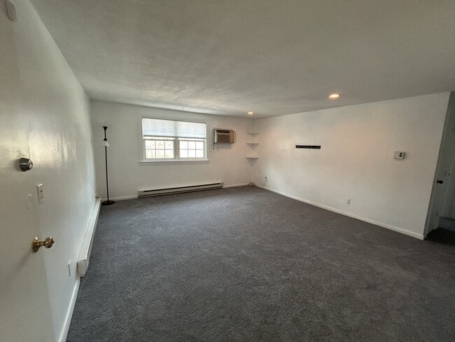 Building Photo - 89 Pleasant St