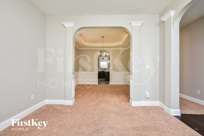 Building Photo - 2125 Farmdale Ct NE