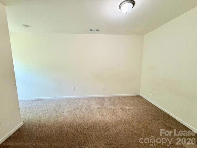 Building Photo - 7021 Broughton Ln
