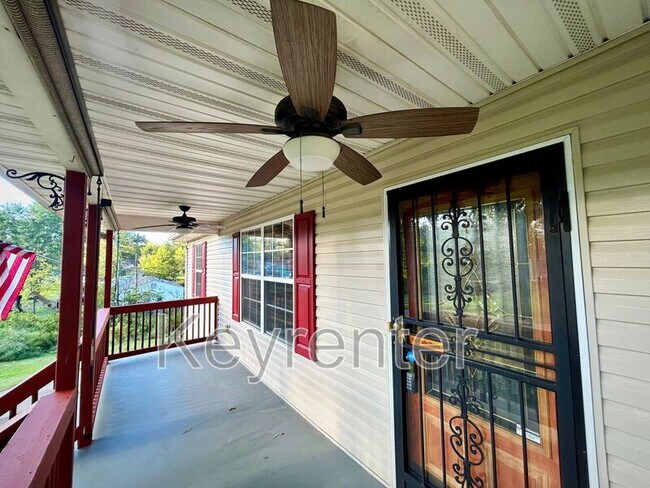 Building Photo - 4417 Fawnie Ln