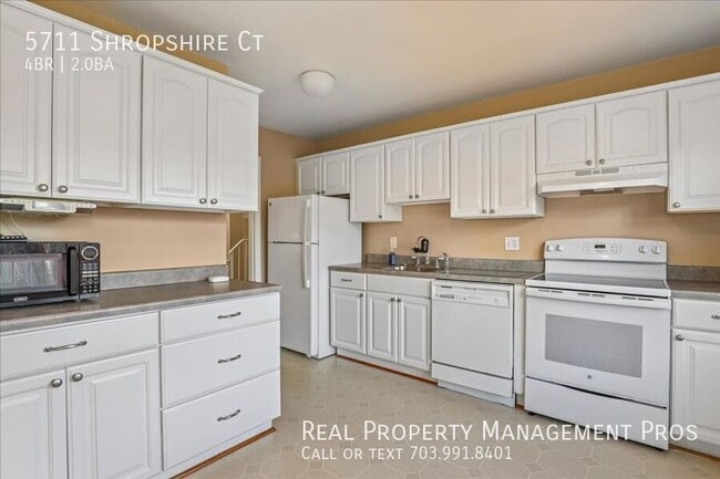 Building Photo - 5711 Shropshire Ct