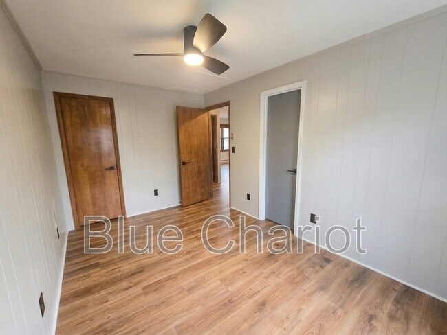 Building Photo - 1705 Smith Level Rd