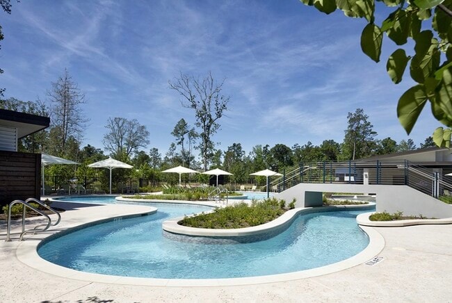 Building Photo - 28096 Woodland Bend Way