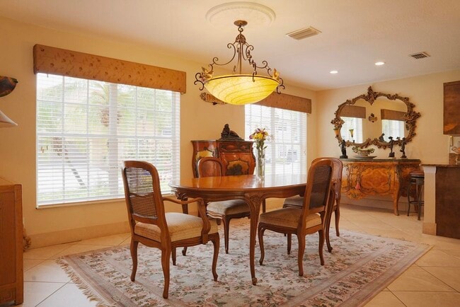 Building Photo - 10645 Wheelhouse Cir
