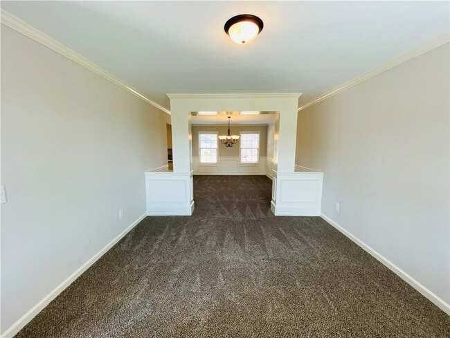 Building Photo - 1825 Miller Lake Dr