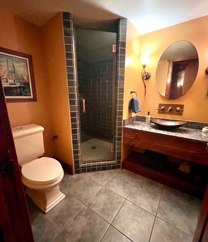 Building Photo - 1565 Eolus Ave