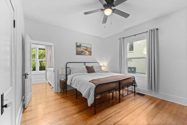 Building Photo - 3750 Totem Ln