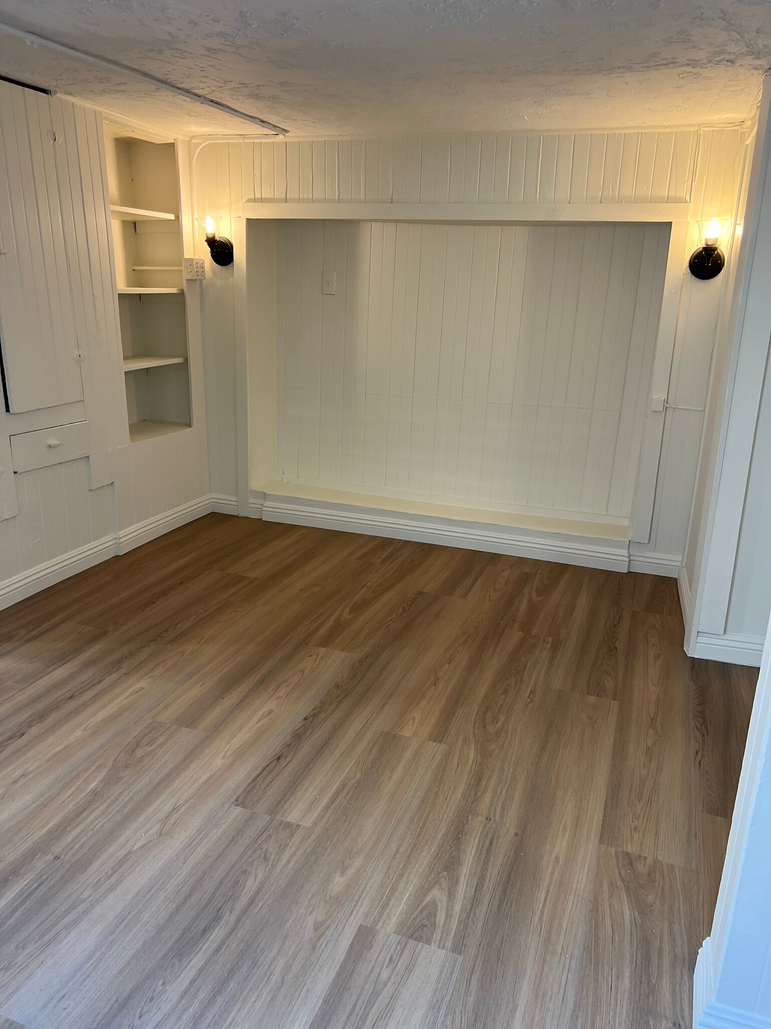 Building Photo - 224 28th St