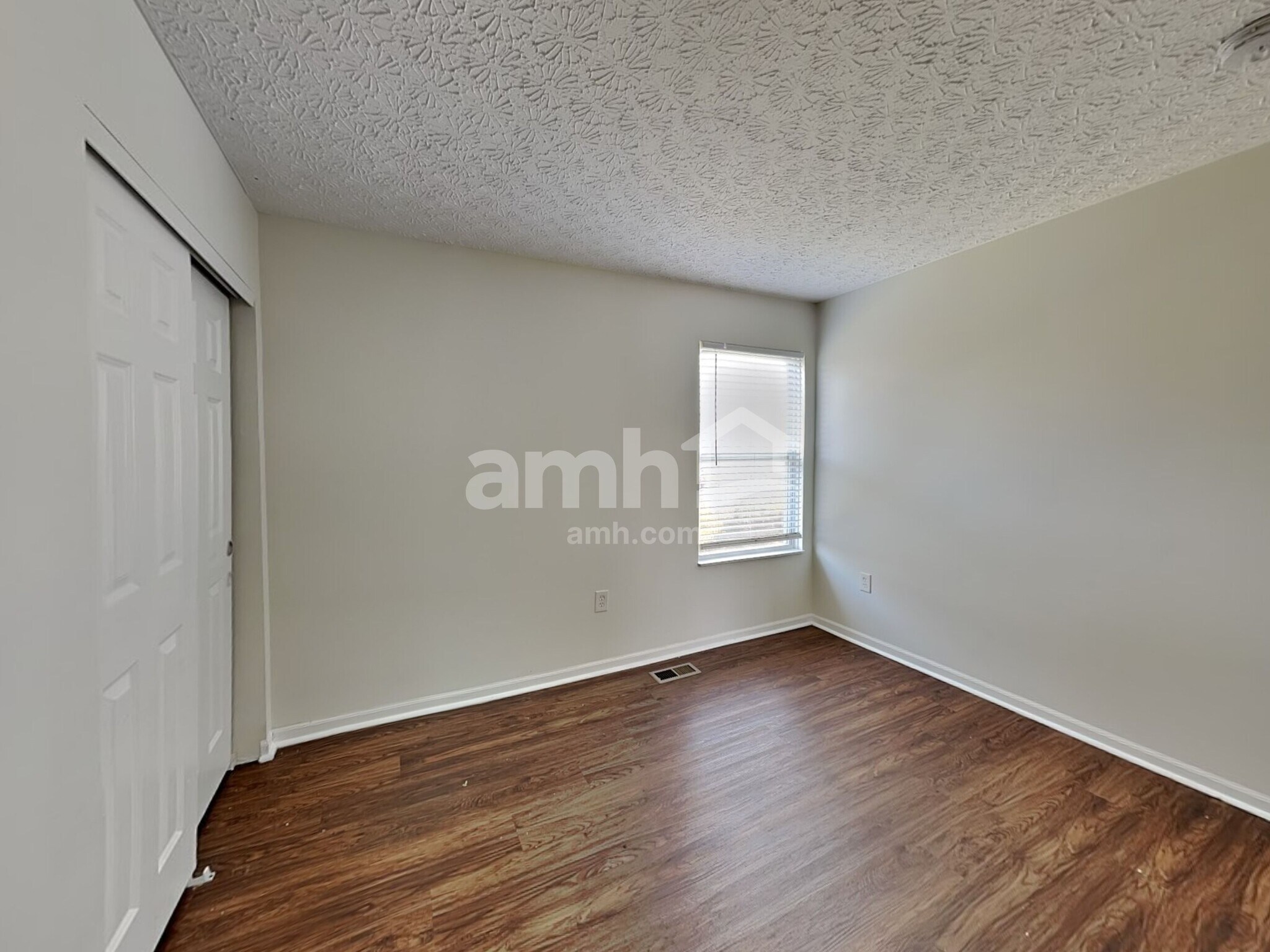 Building Photo - 857 Cedar Run Dr