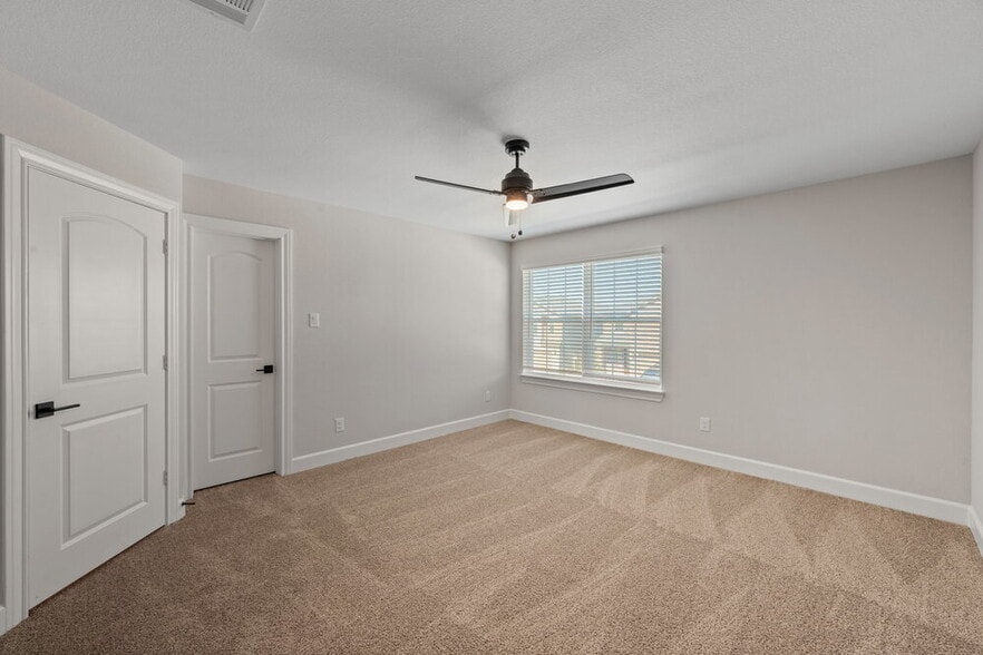 Building Photo - 1115 Windermere Wy