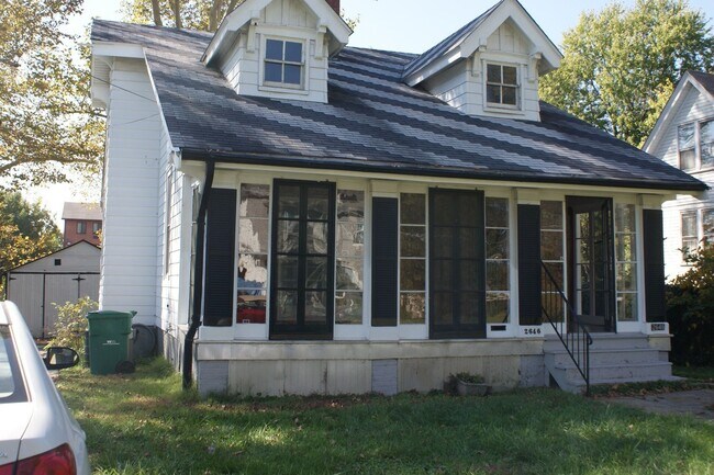 Building Photo - 2646 Terrace Ln