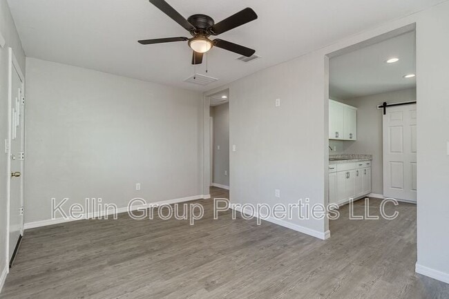 Building Photo - 225 Tuscarora St