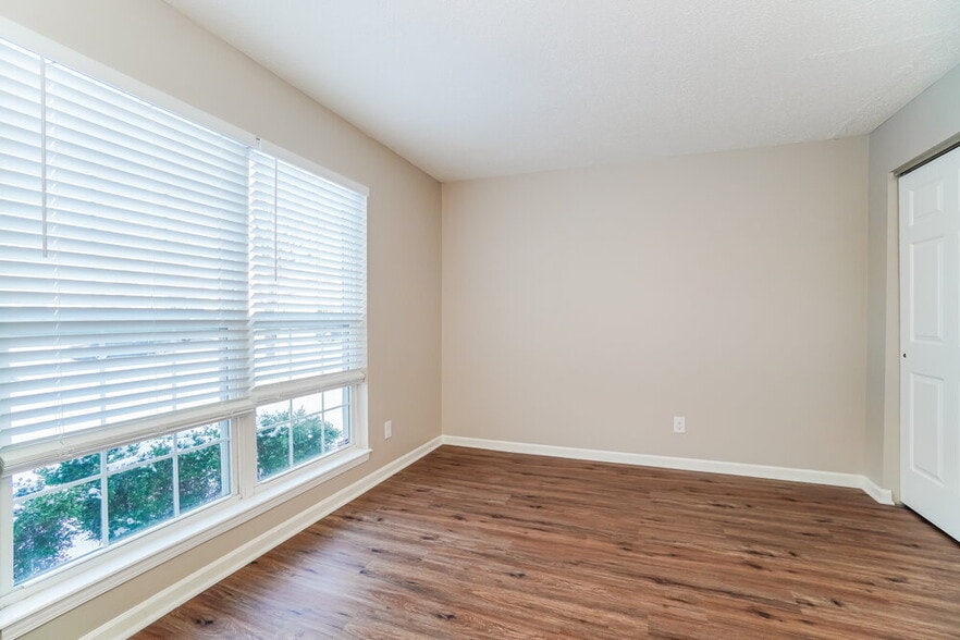 Building Photo - 3003 Chante Ct