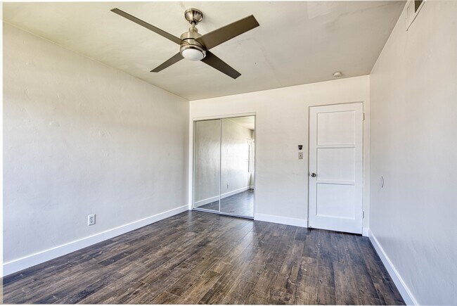 Building Photo - 6141 Dorothy Dr