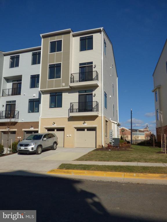 Building Photo - 1428 Ribbon Limestone Terrace SE