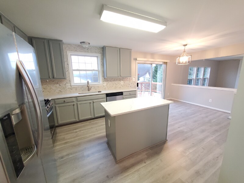 Building Photo - 1 Dartmouth Ave