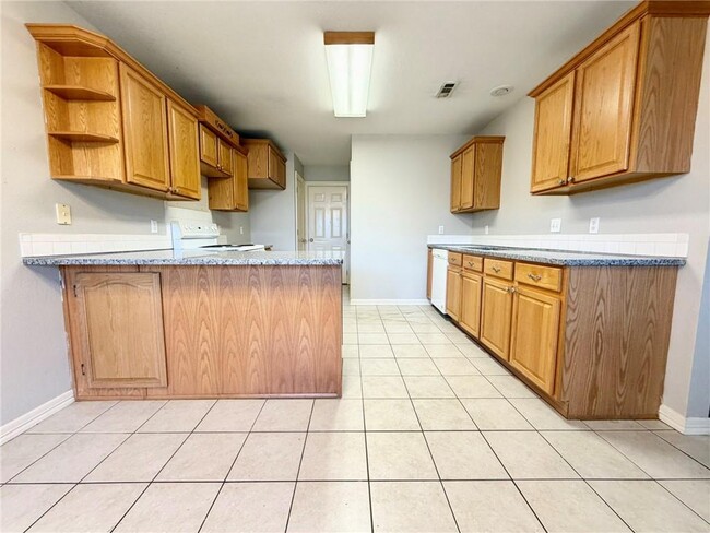 Building Photo - 2702 Drexelwood Dr