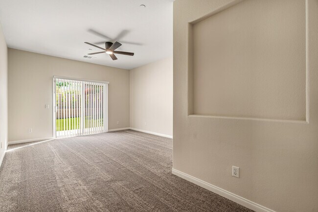 Building Photo - 1267 Oro Ridge