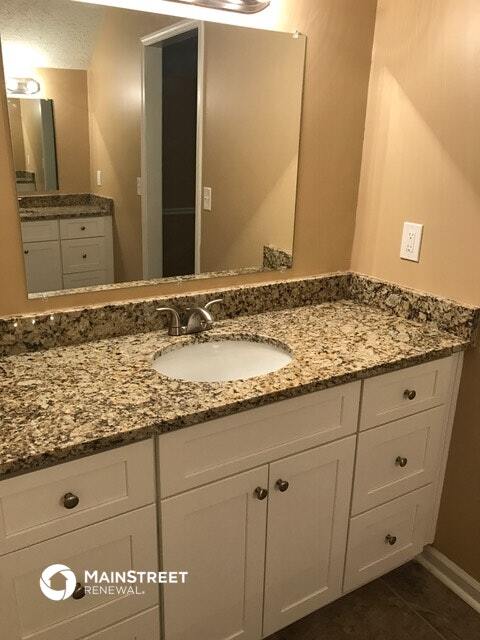 Building Photo - 908 Saybrook Cir NW