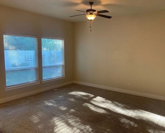 Building Photo - Upgraded 3 Bedroom Home in West Boise