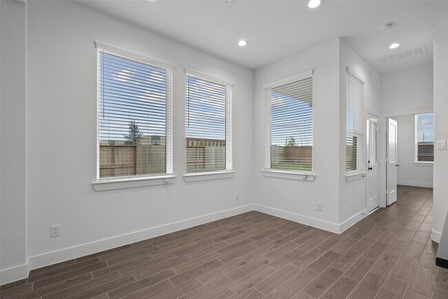 Building Photo - 4935 Anders Ln