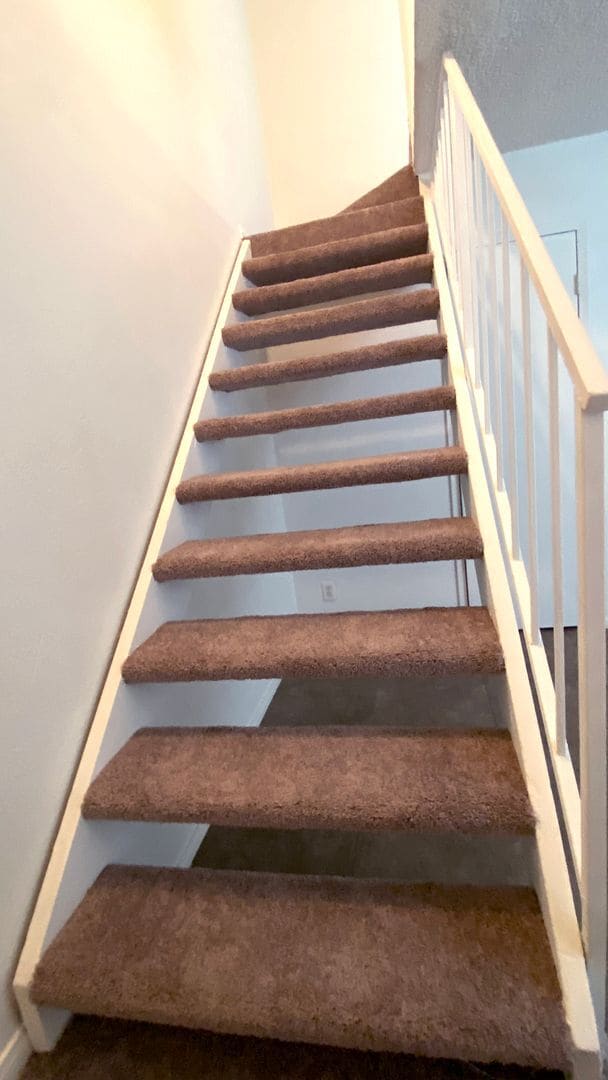 Building Photo - Great 3 bedroom and 1.5 bath townhouse with a small yard and 2 car garage.