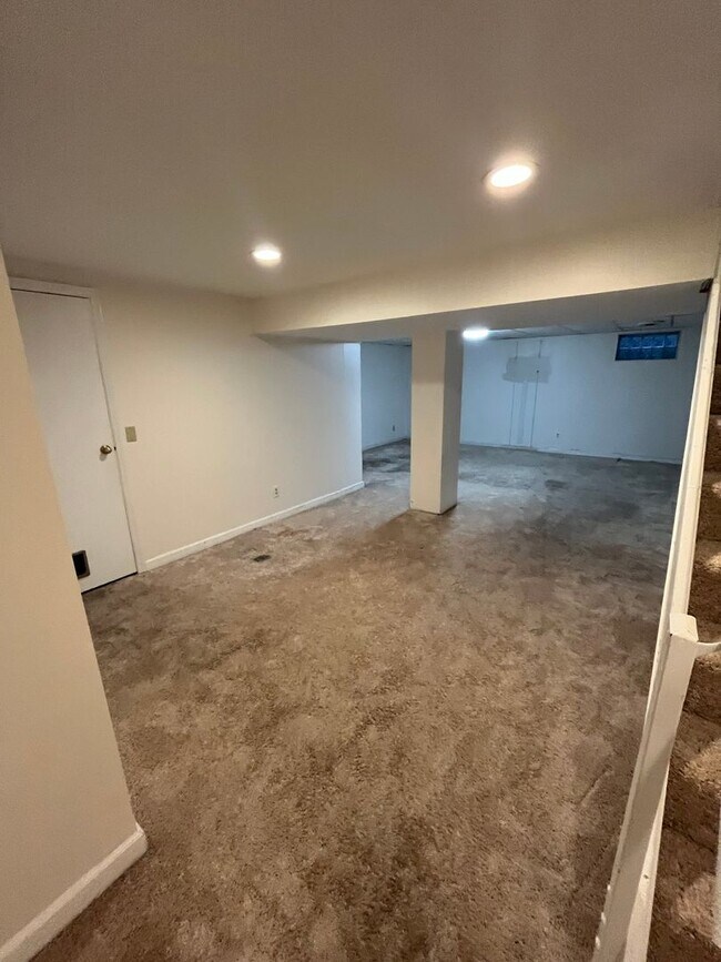 Building Photo - Three Bedroom in West Chester!