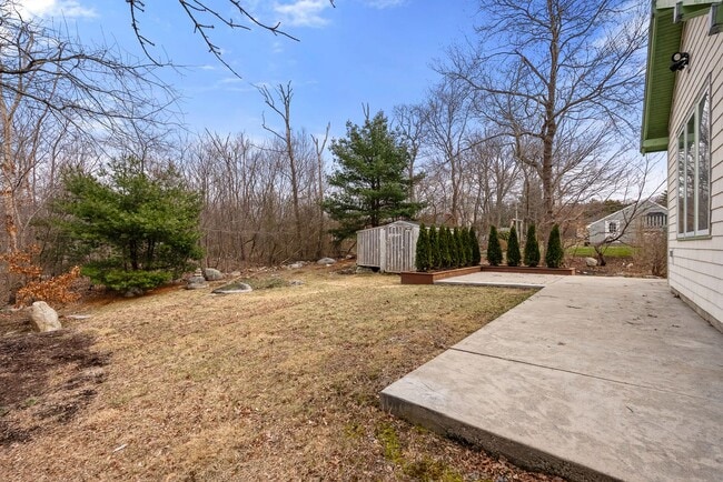 Building Photo - Year-round 3-Bedroom Home in Rockport