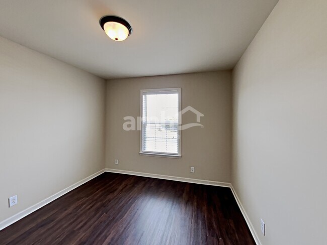 Building Photo - 5337 Cloister Dr