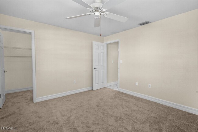 Building Photo - 517 SE 43rd St