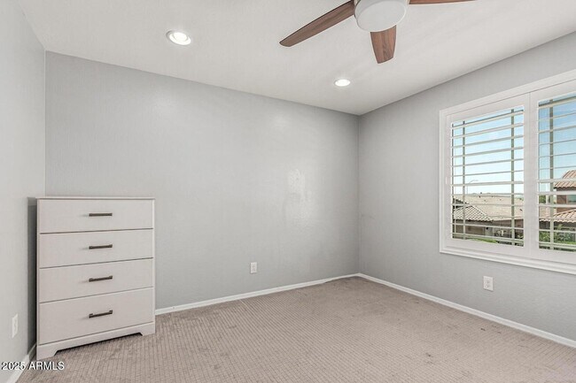 Building Photo - 10827 W Bronco Trail