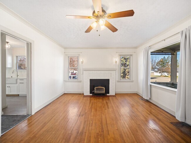 Building Photo - Modern & Cozy Retreat in Spokane – Prime Location Near Downtown